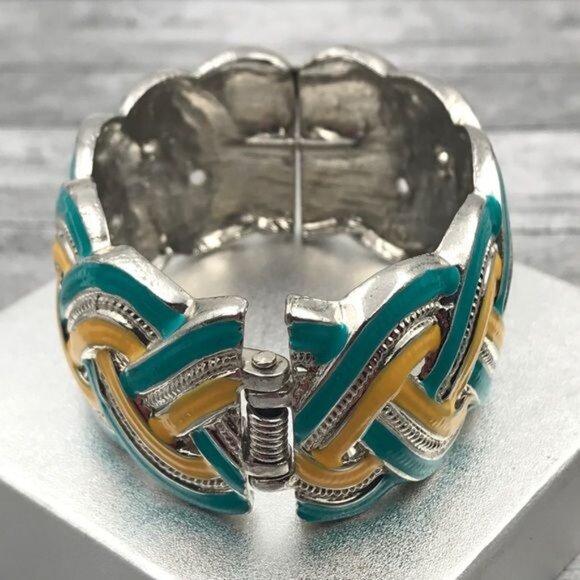 Bracelet Braided Yellow and Green Enameled Silver-tone Metal Wide Hinged - Picture 4 of 5